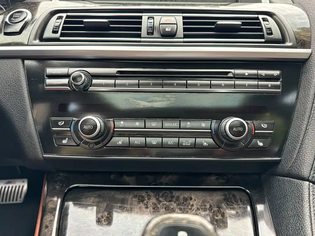 BMW 6 Series — миниатюра 18
