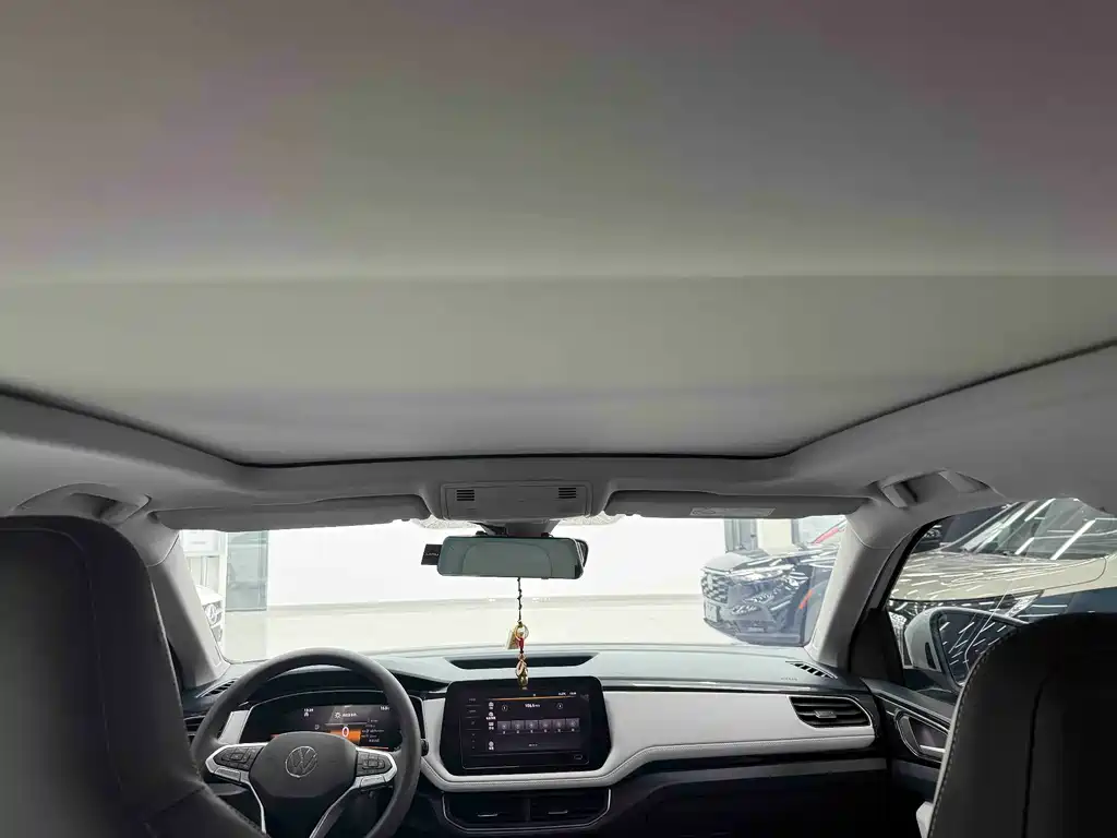 Volkswagen Tharu — миниатюра 20