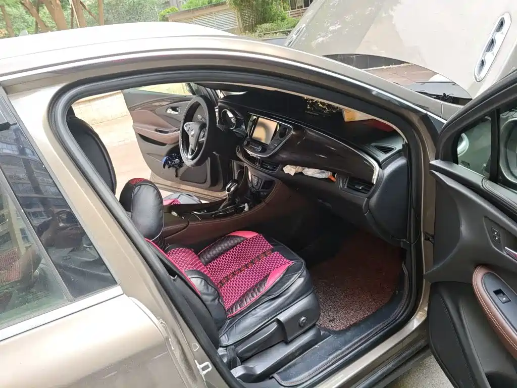 Buick Envision Plus — миниатюра 20