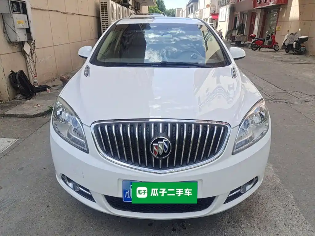 Buick Excelle — миниатюра 3