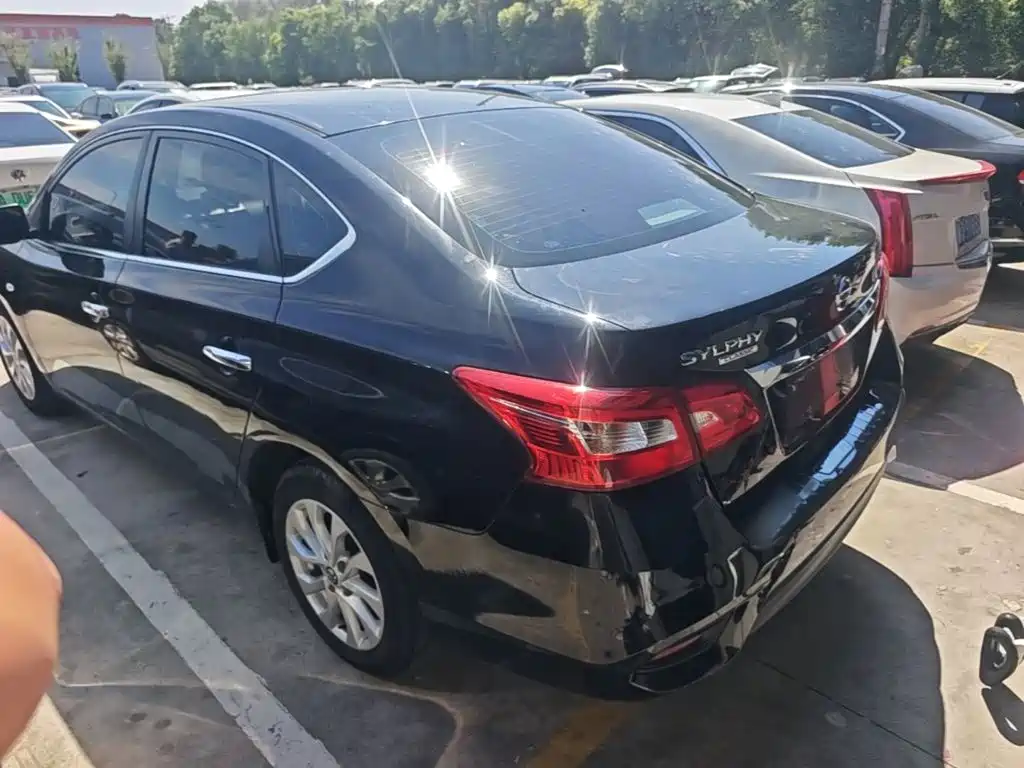 Nissan Sylphy — миниатюра 5