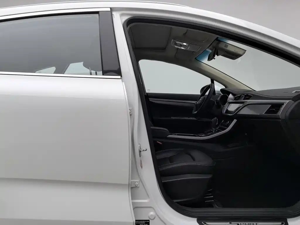 Geely Emgrand GS — миниатюра 23