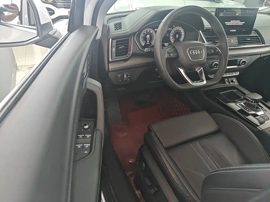 Audi Q5L — миниатюра 16
