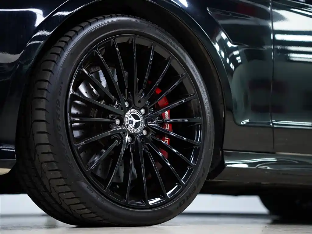 MERCEDES-BENZ CLS AMG