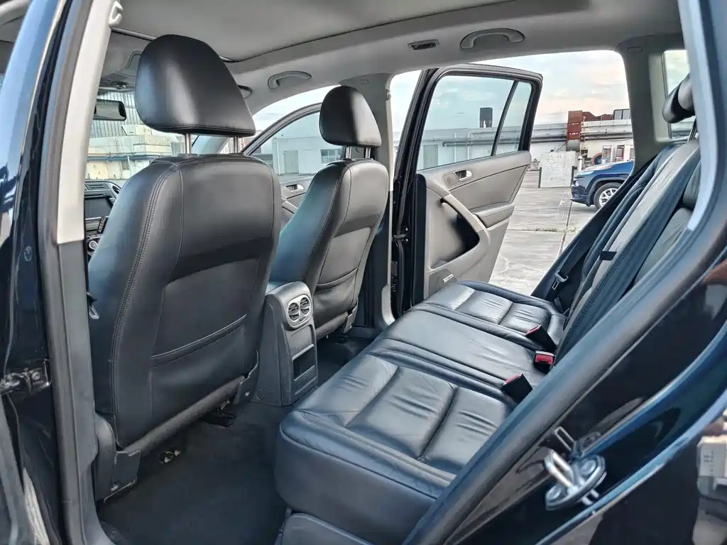Volkswagen Tiguan — миниатюра 11