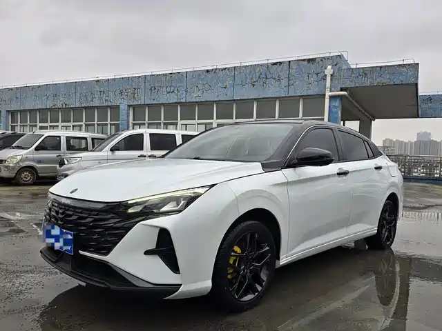 DONGFENG YI HYUN
