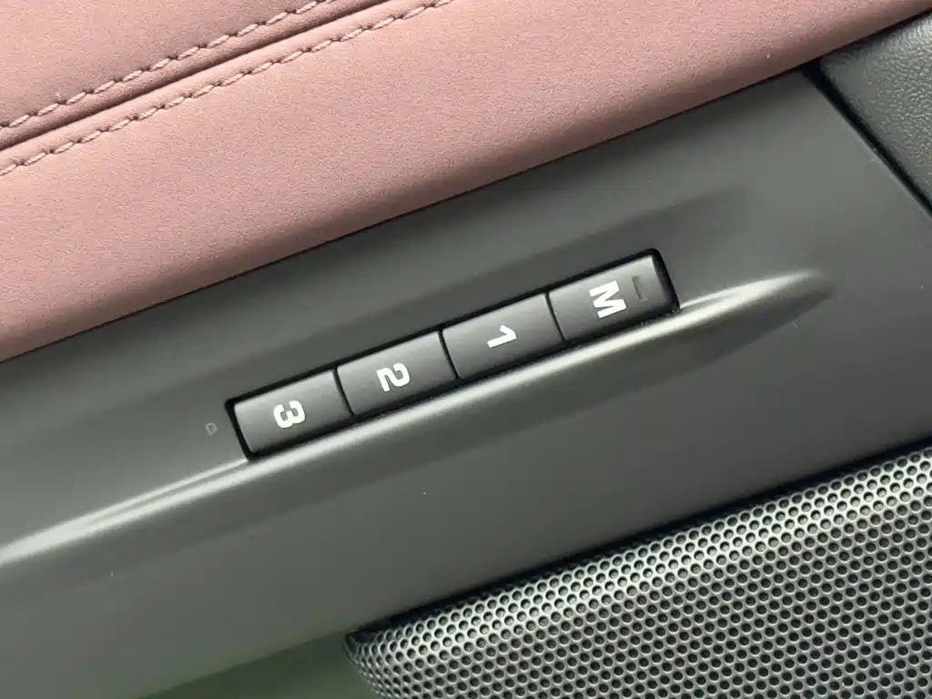Land Rover Evoque — миниатюра 18