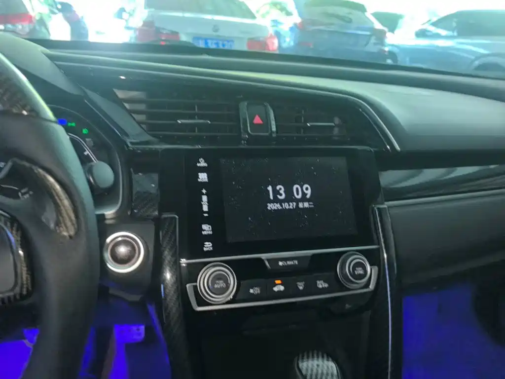 Honda Civic — миниатюра 13