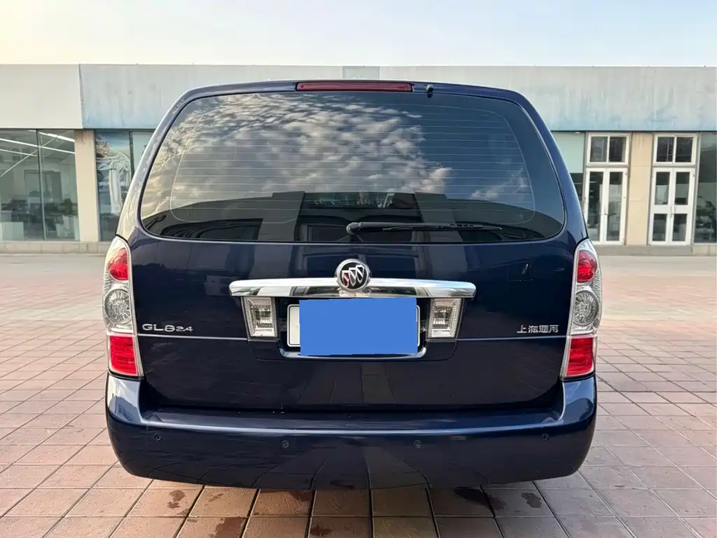 Buick GL8 — миниатюра 4