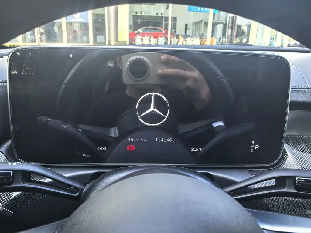 Mercedes-Benz C-Class — миниатюра 4