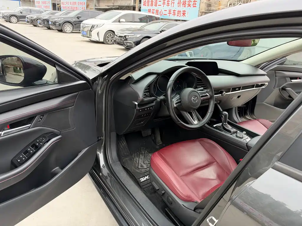Mazda 3 Axela — миниатюра 7