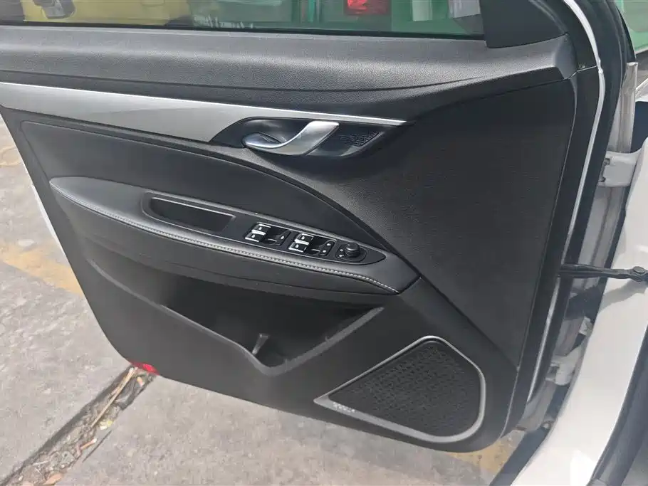 GEELY AUTOMOBILE VISION S1