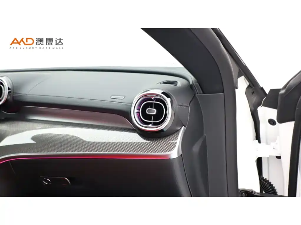 Mercedes-Benz CLE — миниатюра 9