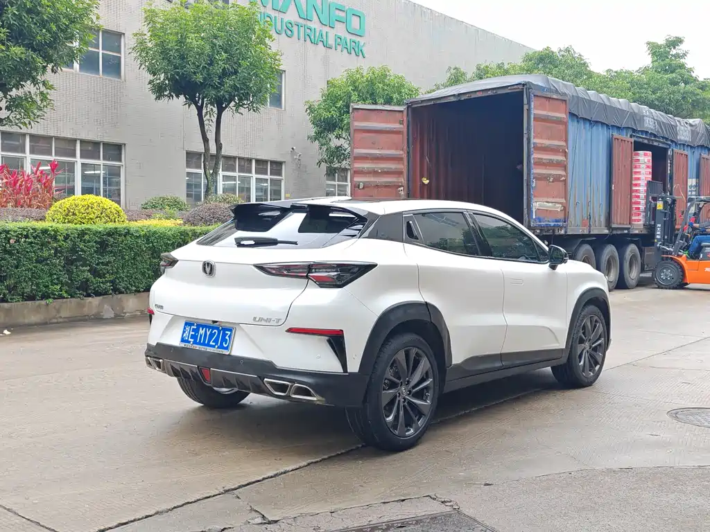 CHANGAN UNI T
