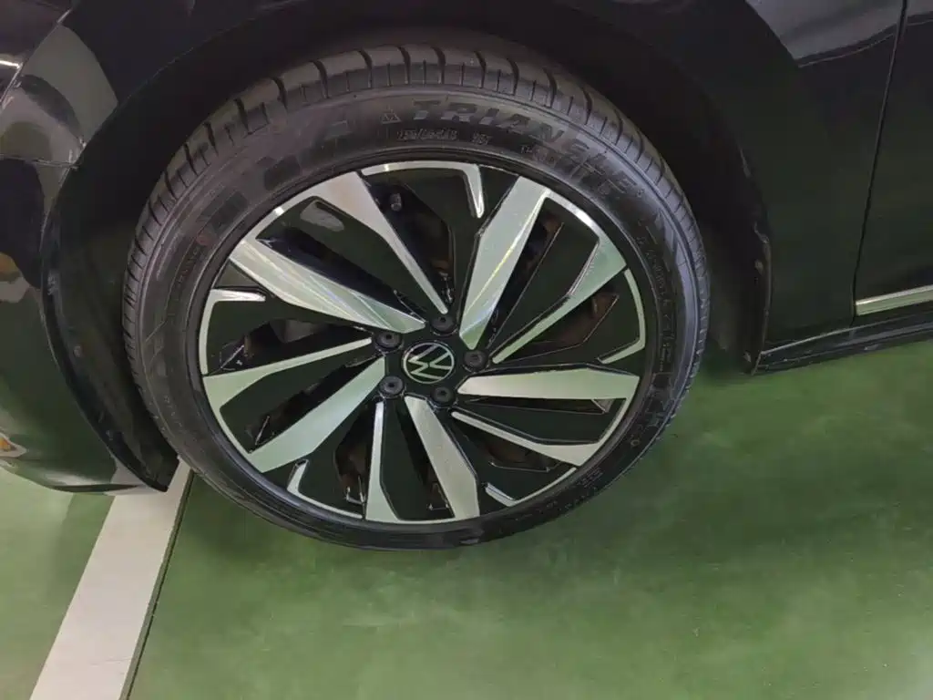 Volkswagen Passat — миниатюра 23