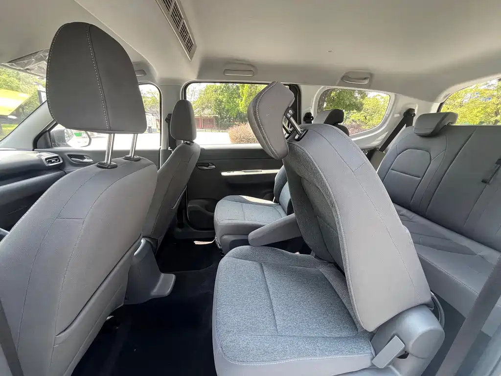 Wuling Hongguang EV — миниатюра 9