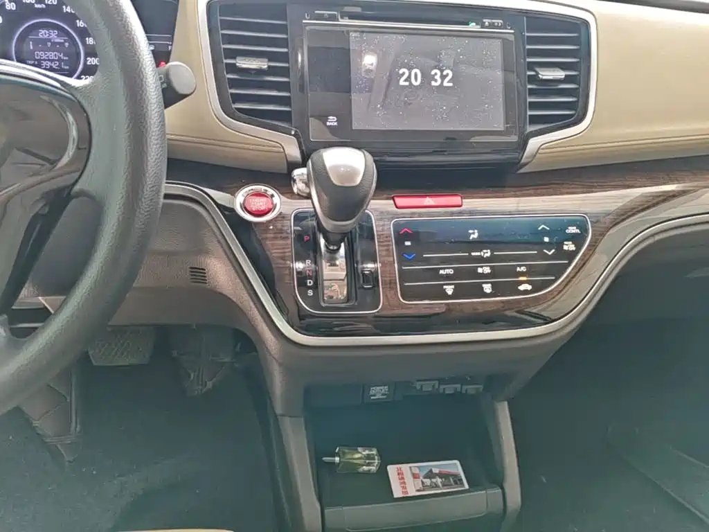 Honda Odyssey — миниатюра 14