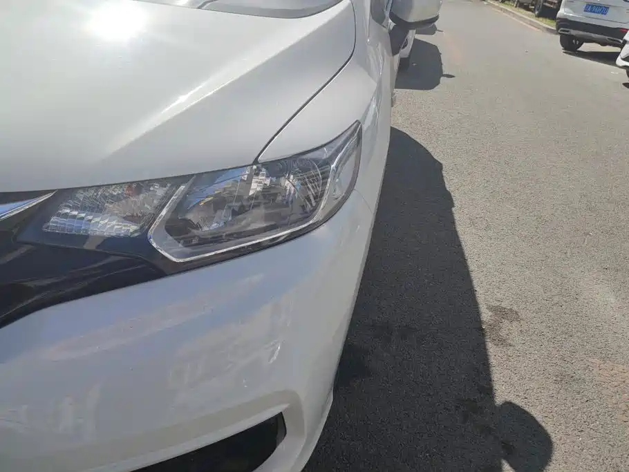 Honda Fit — миниатюра 5