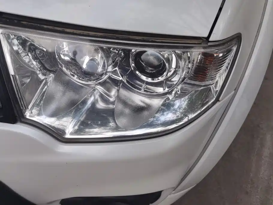 Mitsubishi Pajero Sport — миниатюра 5