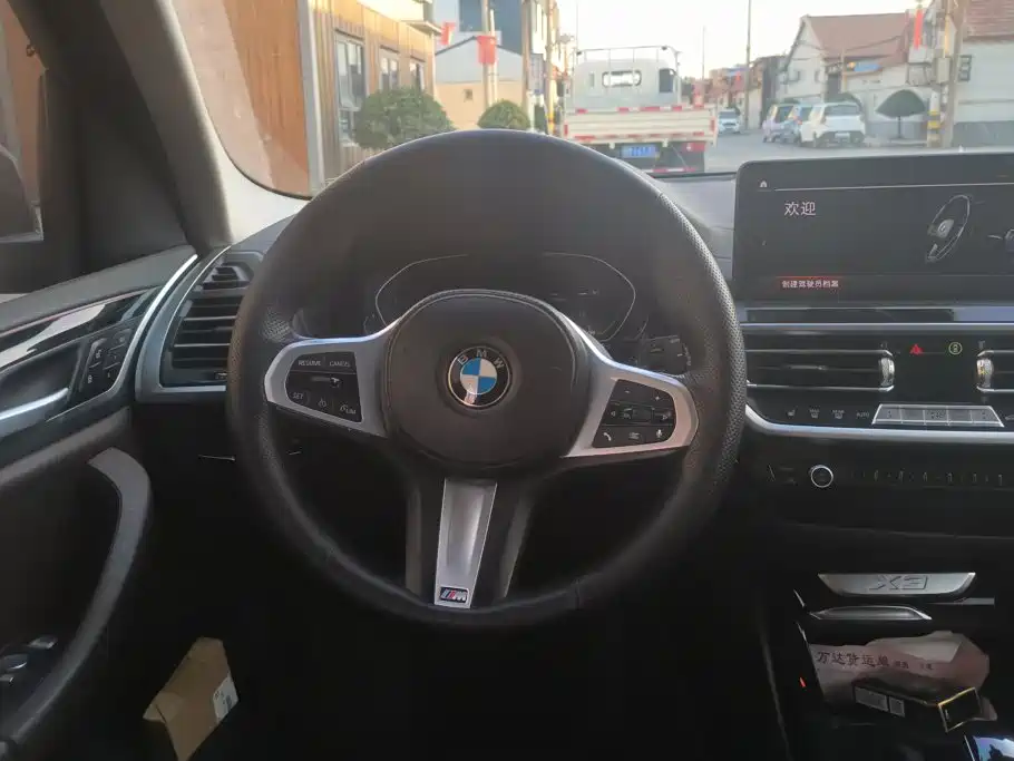 BMW X3 — миниатюра 15