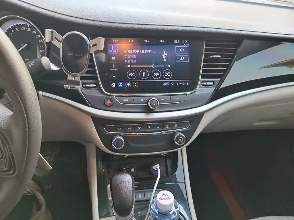 Buick Verano — миниатюра 14