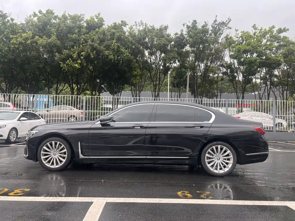 BMW 7 Series 7 2019 730Li Luxury