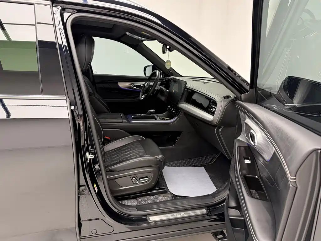 GAC Motor GS8 Navigator Series 2.0TGDI 2WD Luxury Connected Edition 7 seats, фото 17