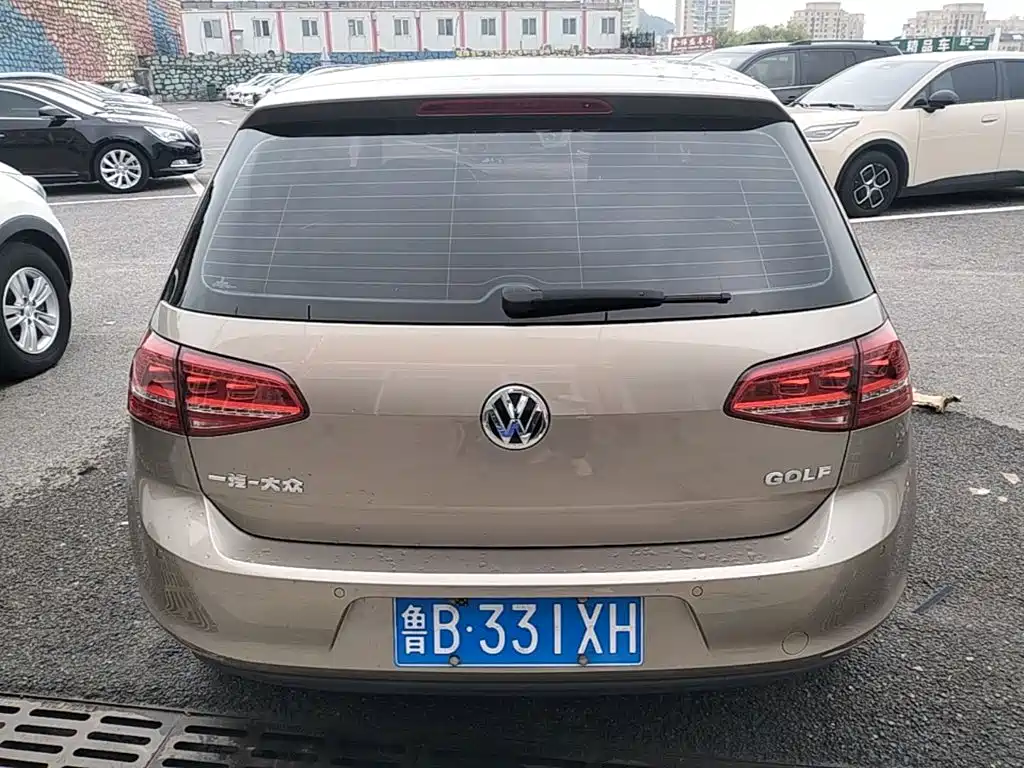 Volkswagen Golf — миниатюра 6