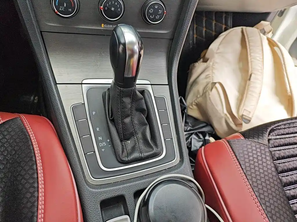Volkswagen Golf — миниатюра 7