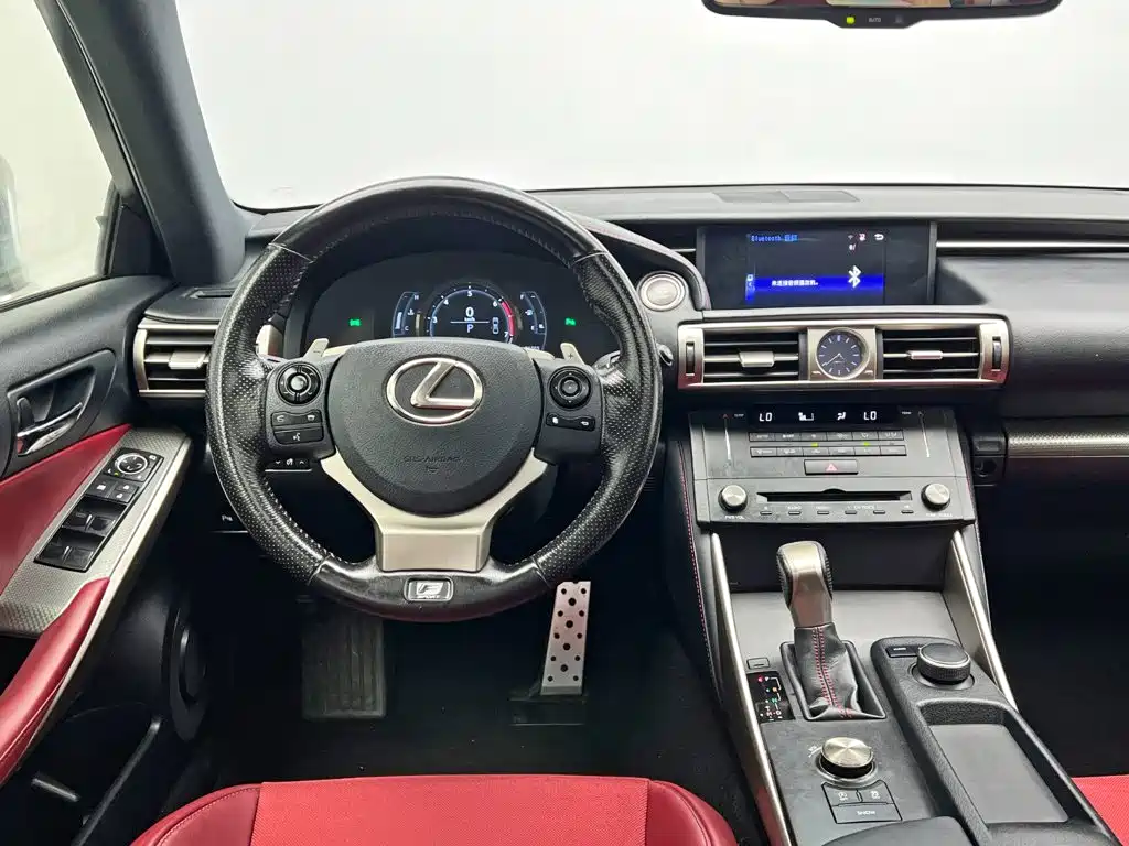Lexus IS — миниатюра 20