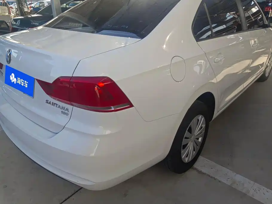 Volkswagen Santana — миниатюра 3
