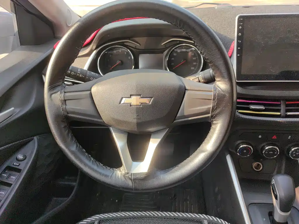 Chevrolet Cavalier — миниатюра 10