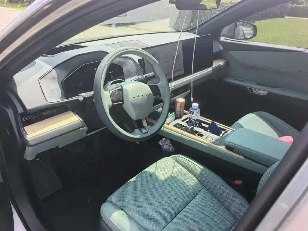Lexus ES — миниатюра 3