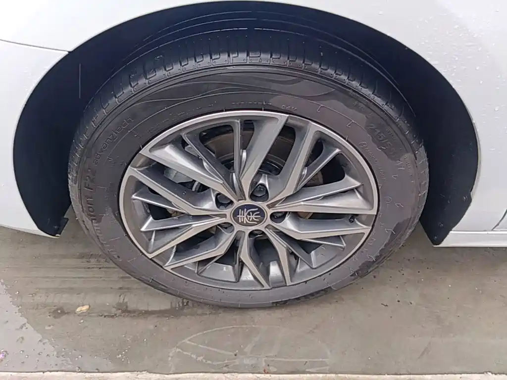 BYD Qin PLUS — миниатюра 23