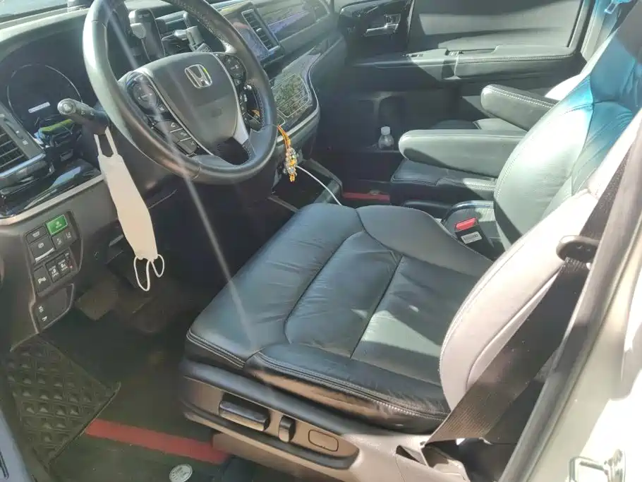 Honda Elysion — миниатюра 9