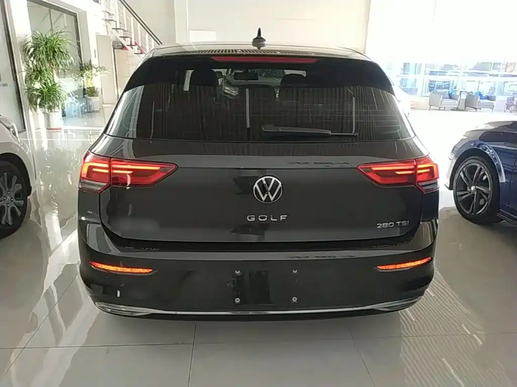 Volkswagen Golf — миниатюра 6