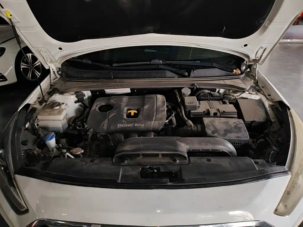Hyundai Mistra — миниатюра 20