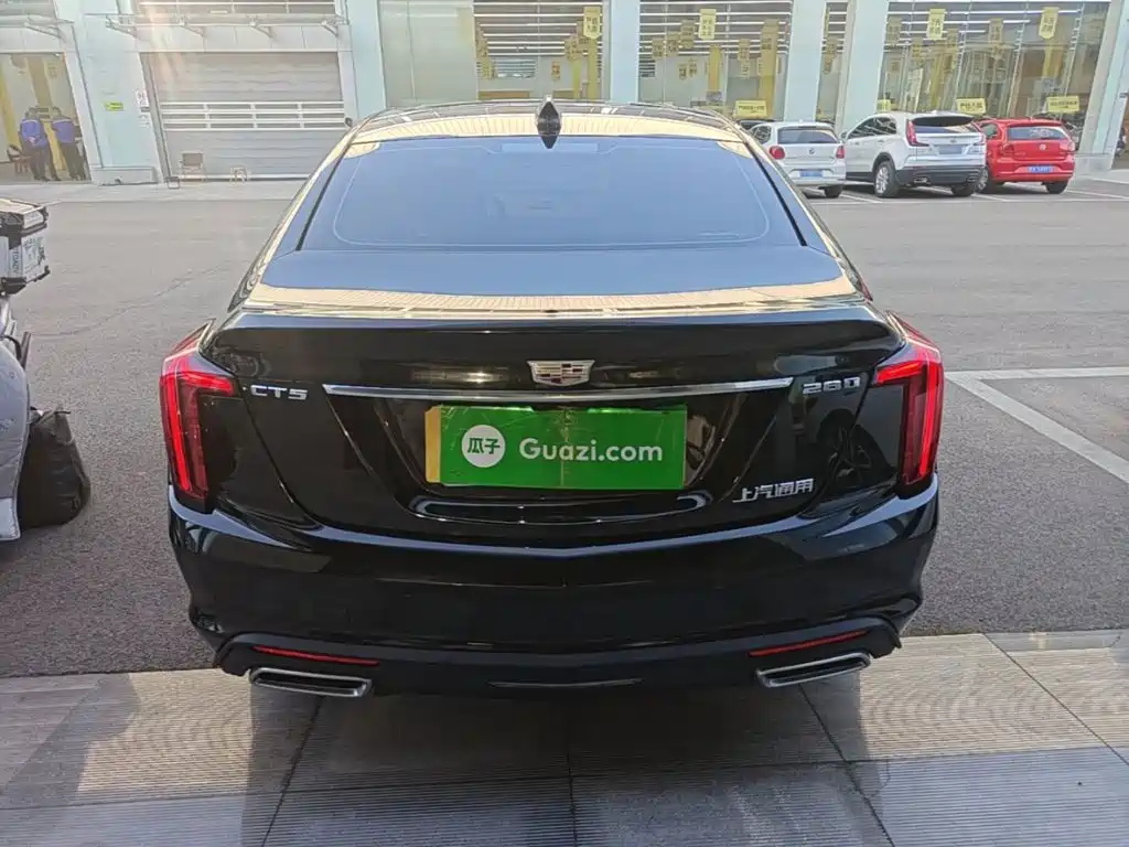Cadillac CT5 — миниатюра 6