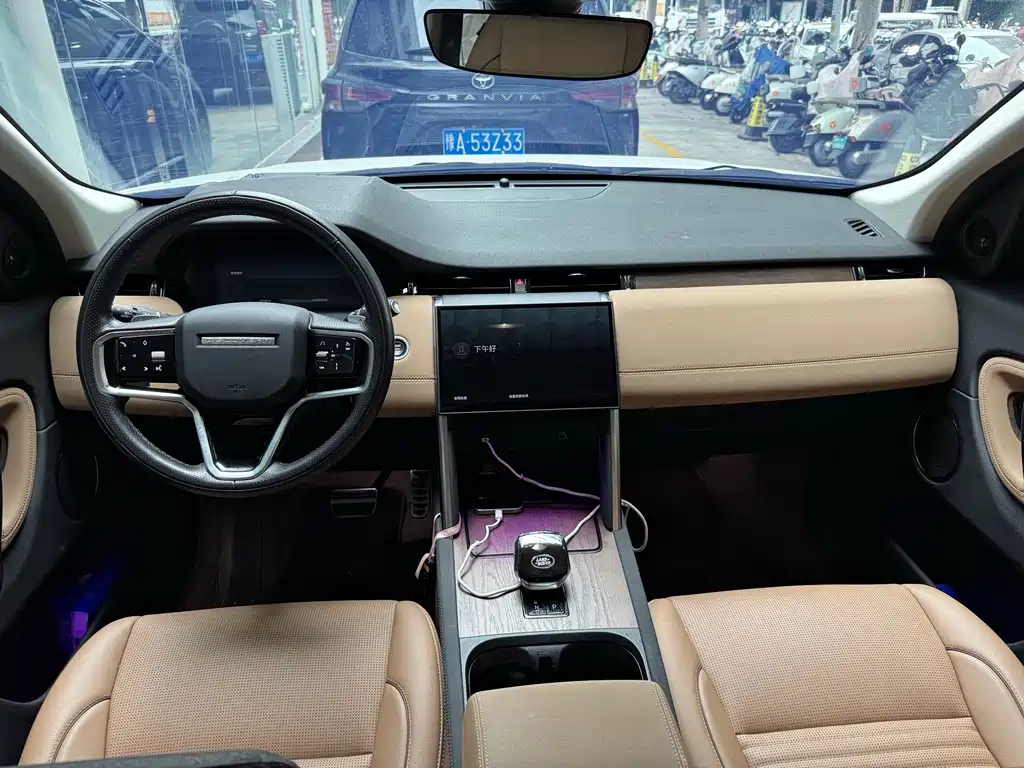 Land Rover Discovery Sport — миниатюра 4