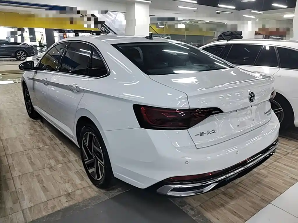 Volkswagen Sagitar — миниатюра 5