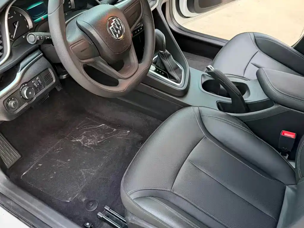 Buick Excelle — миниатюра 7