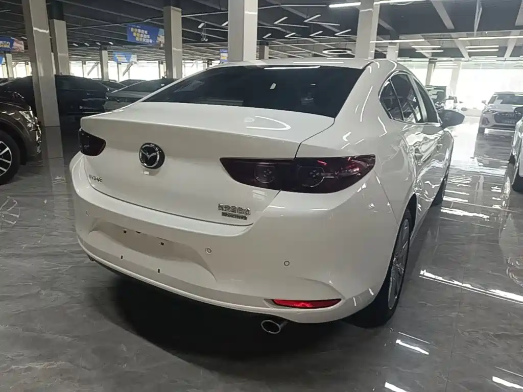 Mazda 3 Axela — миниатюра 7