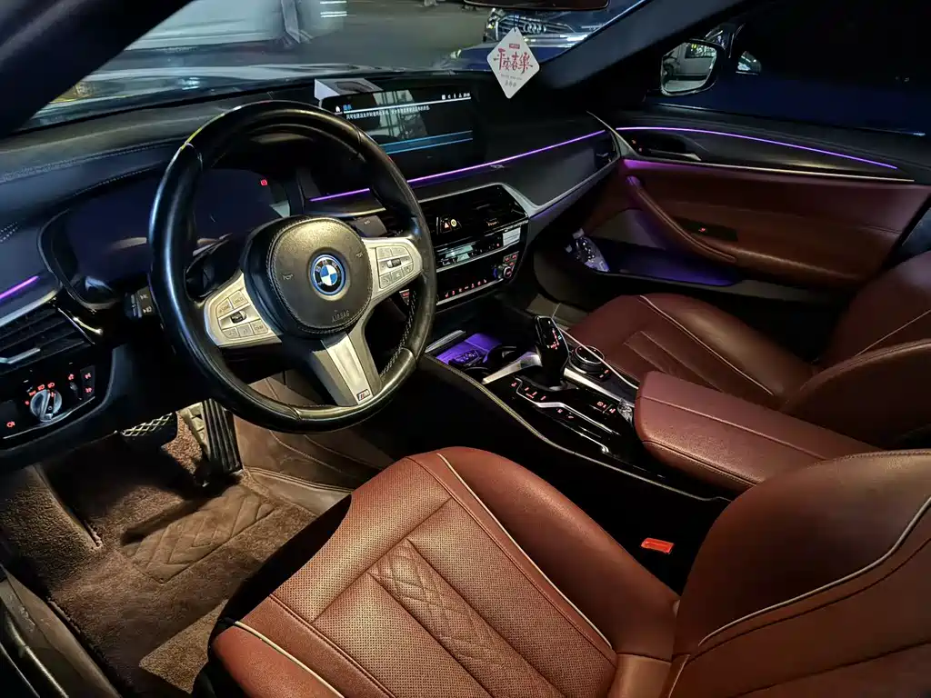 BMW 5 Series 5 2022 535Le Luxury