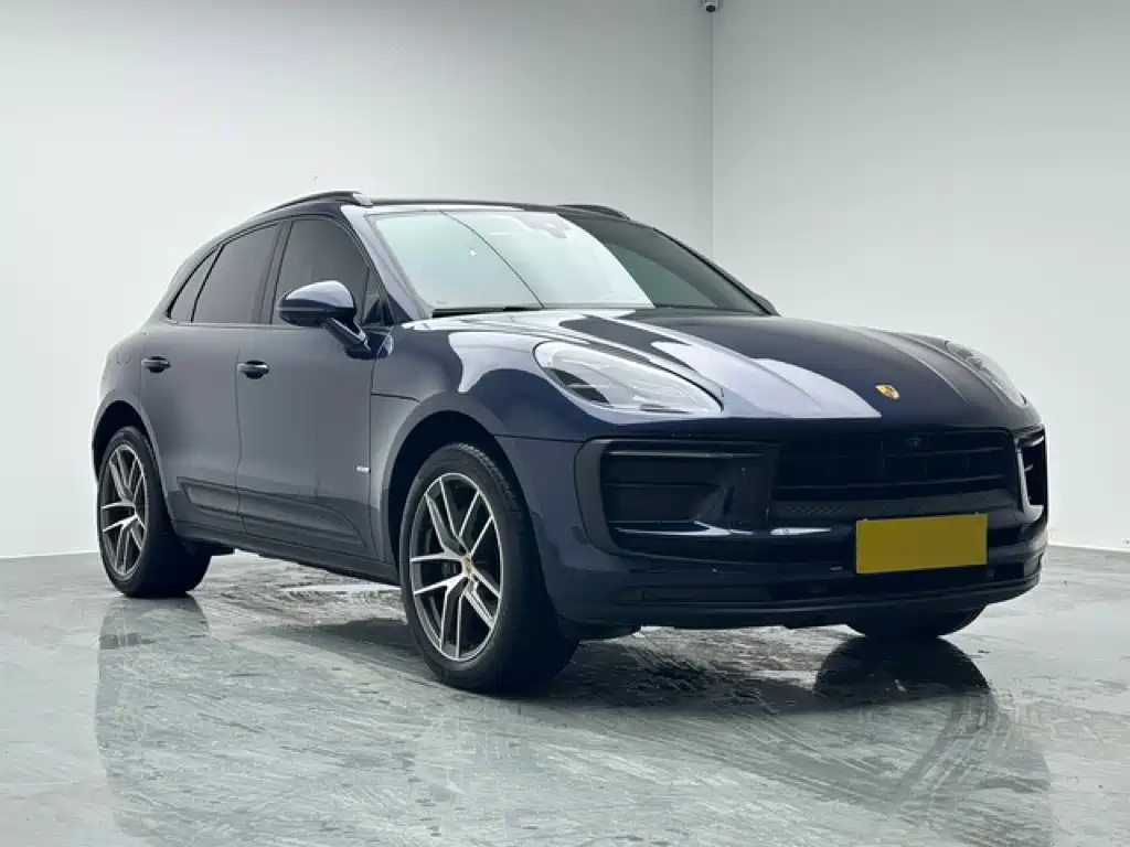 Porsche Macan — миниатюра 3
