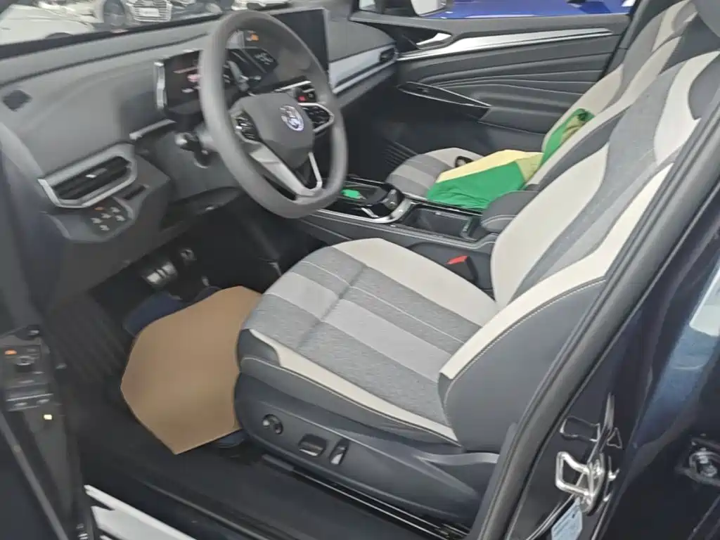 Volkswagen ID.4 Crozz — миниатюра 15