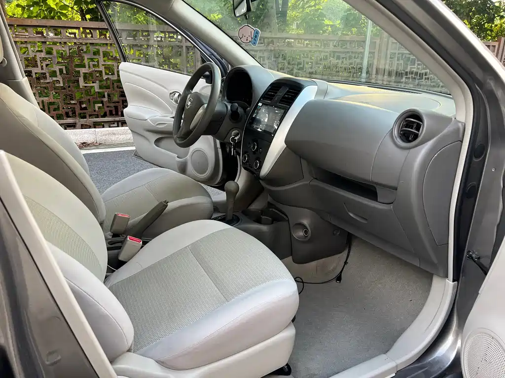 Nissan Sunny — миниатюра 10