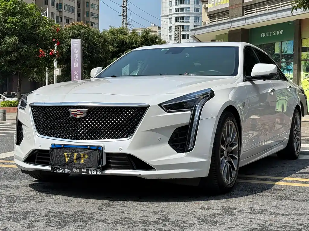 Cadillac CT6 2022