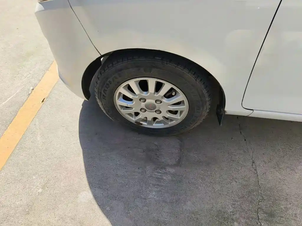 Wuling Rongguang V — миниатюра 23