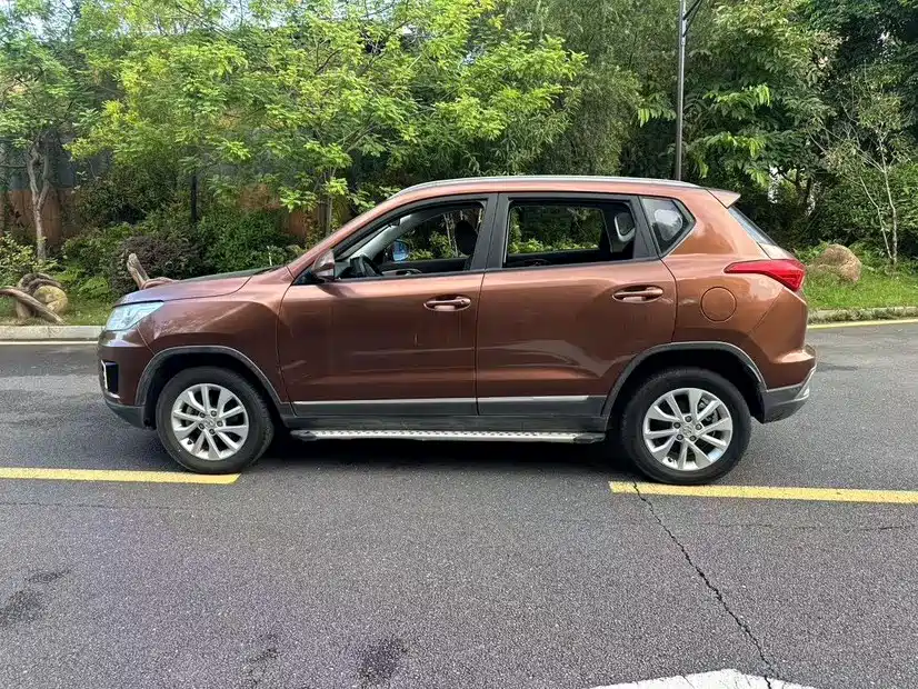 BAIC Senova X35 — миниатюра 19