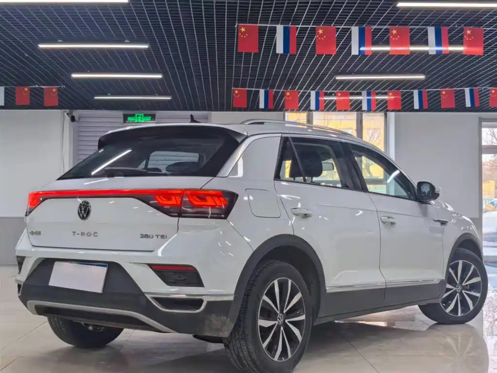 VOLKSWAGEN T ROC EXPLORING SONGS